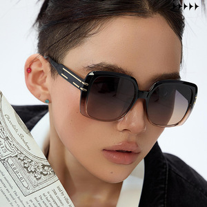 Nouvelles lunettes de soleil polarisées à grande monture tendance pour femmes, protection UV400, monture en métal TR, verres TAC, couleur noire C1C1-2C4 - Product Image 5