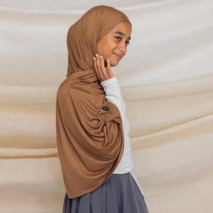 Nouvelle Collection 2025 : Foulard Châle Premium en Jersey Fluide, Respirant et Doux pour le <span class=keywords><strong>Hijab</strong></span> Traditionnel des Femmes aux Pays-Bas - Product Image 4