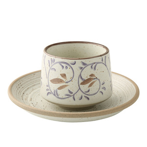 Handbemaltes Blumenmuster Keramik-Kaffeetassen- und Untertassen-Set Modernes Design Mikrowellengeeignet für den Hausgebrauch Latte Cappuccino Tasse - Product Image 5