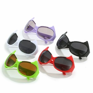 Lunettes de soleil futuristes surdimensionnées ADE WU XY9384 pour <span class=keywords><strong>Halloween</strong></span>, style œil de chat Y2K, pour fêtes amusantes - Product Image 5