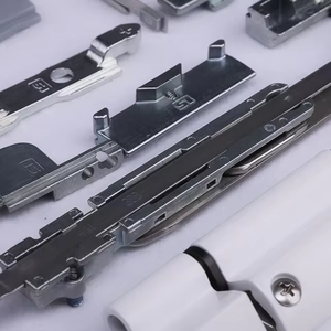 Fenêtre à ouverture vers l'intérieur, à bascule et à rotation, en alliage de zinc durable SIEGENIA, 80 kg, avec installation par vis, pour un usage en appartement - Product Image 3