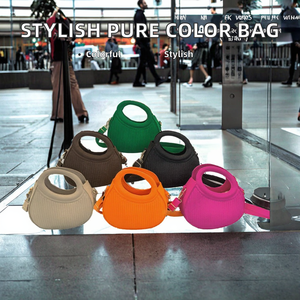 Bolso de Mano de Moda para Mujer, Invierno 2025, de Fieltro No Tejido, con una Sola Correa, Color Puro, Casual, Tipo Bandolera - Product Image 2