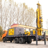 Équipement de forage de puits d'eau transporté par camion, corps principal durable, plateforme de forage mobile pour puits d'eau, idéal pour un travail continu sur de longues périodes
