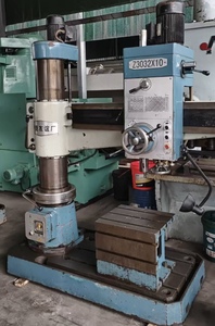 Prix Abordable, Vente Chaude : Perceuse Radiale Hydraulique d'Occasion Z3032X10 avec Moteur et Boîte <span class=keywords><strong>de</strong></span> Vitesses – Ventes Directes Usine, Fabriquée en Chine, Économique - Product Image 3