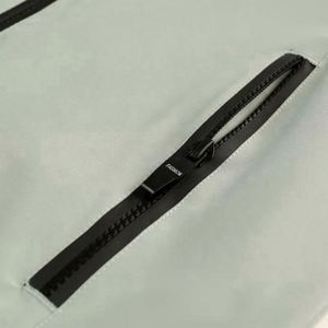 Chaqueta de Invierno Monocromática, Cortavientos, para Senderismo, con Logotipo Personalizado, Chaqueta Safari Gruesa con Capucha para Hombre, Impermeable, Tejido 100% Resistente - Product Image 5