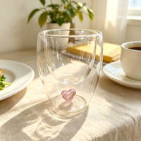 Tasse à thé en verre à double paroi, joli design cœur rose à l'intérieur, verre à double paroi résistant à la chaleur, vaisselle pour la maison et les cadeaux