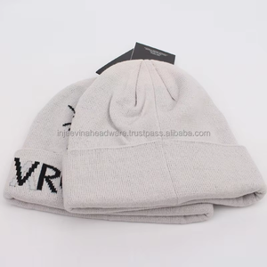 Bonnet d'hiver unisexe en acrylique tricoté à revers, couleur unie, vierge, de haute qualité, personnalisable avec logo, vente en gros - Product Image 6