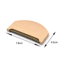Brosse anti-bouloches manuelle portable en bois avec logo gravé au laser, peigne à cachemire pour manteaux en laine, jambes de pantalon et tricots