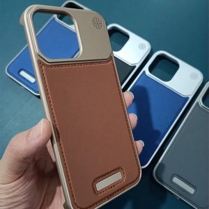 Nueva <span class=keywords><strong>Funda</strong></span> Popular de Cuero para <span class=keywords><strong>iPhone</strong></span> 17 16 15 14 <span class=keywords><strong>13</strong></span> Pro, <span class=keywords><strong>Funda</strong></span> Metálica de Aleación de Aluminio con Diseño de Aromaterapia y Protección de Lente - Product Image 2