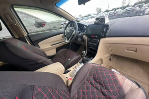 Venta Caliente <span class=keywords><strong>de</strong></span> Autos Usados Chery E3 <span class=keywords><strong>de</strong></span> <span class=keywords><strong>Segunda</strong></span> <span class=keywords><strong>Mano</strong></span>, con Volante a la Izquierda, Gasolina, Sedán, 2015, en Venta en China - Product Image 5