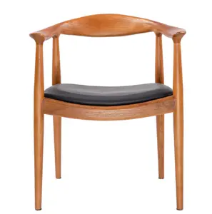 Işık ve lüks masif ağaç deri yemek sandalyesi mobilya yemek odası döşemeli yemek sandalyeleri kolçaklı siyah deri