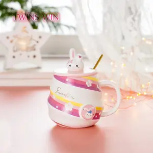 Pelangi Kelinci Lucu Cangkir Kepribadian Mug dengan Tutup Sendok Cangkir Kopi Siswa Jepang Minum Cangkir 1844