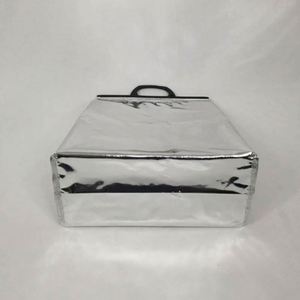 Sac isotherme portable personnalisé avec logo, en aluminium, pour livraison, repas à emporter, fruits de mer, ou comme sac à déjeuner. - Product Image 5