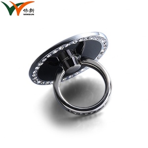 Supports de téléphone portable en métal noir ronds avec cristaux de diamant personnalisés, vente en gros - Product Image 2