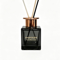 Bouteille diffuseur de parfum carrée en verre fumé noir avec bouchon en métal cuivré, ligne dorée de luxe, conteneur vide pour l'aromathérapie à domicile, logo personnalisé