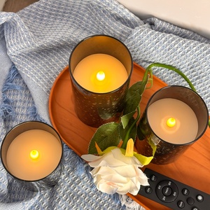 <span class=keywords><strong>Bougie</strong></span> LED sans flamme avec un motif floral à pois dorés, <span class=keywords><strong>bougie</strong></span> LED à piles avec une <span class=keywords><strong>grande</strong></span> télécommande noire - Product Image 3