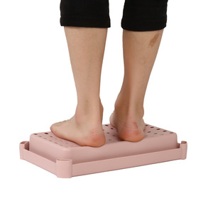 Estante de plástico de 4 niveles con diseño de huecos para baño y cocina, estilo nórdico, en rosa, blanco y azul. - Product Image 5