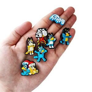 XB gros nouveau dessin animé mignon PVC décorations boucles en caoutchouc accessoires Anime chien <span class=keywords><strong>Bluey</strong></span> et <span class=keywords><strong>Bingo</strong></span> chaussures breloques pour sabots breloques - Product Image 3