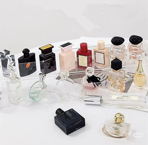 Mini <span class=keywords><strong>parfum</strong></span> Q 5ml 7.5ml, portable pour les voyages, avec <span class=keywords><strong>cadeau</strong></span> d'anniversaire pour hommes et femmes, mini <span class=keywords><strong>parfum</strong></span> - Product Image 1