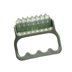 2025 vente en gros personnalisé portable Mini rouleau masseur manuel corps dos cou Relaxation musculaire rouleaux de <span class=keywords><strong>Massage</strong></span> portables - Product Image 1