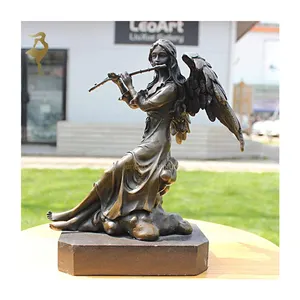 Personalizado tamaño real fundido metal cobre mujeres con ala Ángel tocando la flauta estatua jardín