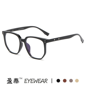 แว่นตาทรงสี่เหลี่ยมสไตล์เรโทร ป้องกันแสงสีฟ้า เลนส์ใส สำหรับทุกเพศ - Product Image 4
