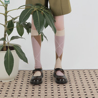 Nouvelle Arrivée Chaussettes Mi-Mollet en Coton Écologique à Compression pour Femme avec Revers et Motif Décontracté Style Collège