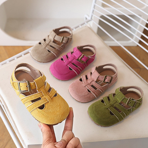 Sandalias Bocken para Niñas con Parte Superior de Cuero Mate Elegante, Unisex, Romanas, Antideslizantes, de Suela Blanda, para Playa y Uso Casual - Product Image 2