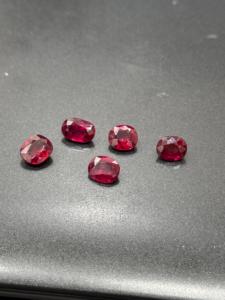 Belle pierre précieuse de rubis naturel rubis ovale coupe mélangée lâche taille libre rouge sang propre à l'intérieur des pierres précieuses de rubis naturel - Product Image 4