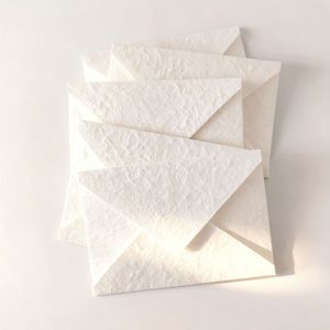 Buste di Lusso con Texture Goffrata, Buste Vintage in Carta di Cotone Fatte a Mano, Buste Artistiche Retrò per Auguri - Product Image 2