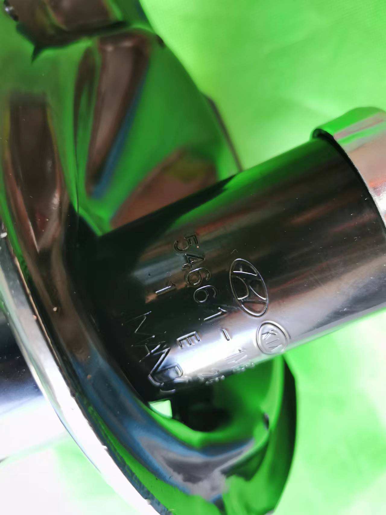 High Quality Original Auto Shock Absorber 546511M300 54651-1M300