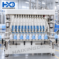 Machine de remplissage automatique de liquides chimiques par gravité à 12 buses en ligne pour bouteilles, idéale pour les acides, les eaux de Javel et les systèmes de nettoyage industriels