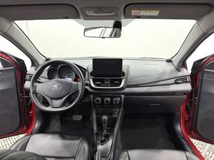 Toyota <span class=keywords><strong>Yaris</strong></span> d'occasion 2021 - Compacte et fiable - Zéro accident, entretien autorisé, <span class=keywords><strong>hybride</strong></span> 1.5L, conforme aux normes d'importation - Product Image 3