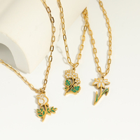 Collier classique élégant en acier inoxydable plaqué or 18 carats, bijoux en émail, pendentif fleur d'anniversaire, Offre Spéciale