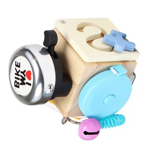 Tablero de actividad ocupado multifunción de madera de estilo de <span class=keywords><strong>vida</strong></span> de alta calidad, bloque para quitar juguetes sensoriales Montessori educativos - Product Image 3