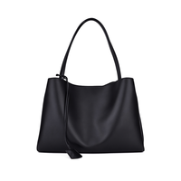 Sacs personnalisés en cuir véritable pour femmes Sacs à bandoulière de conception tendance Sac fourre-tout de grande capacité de travail du fournisseur chinois