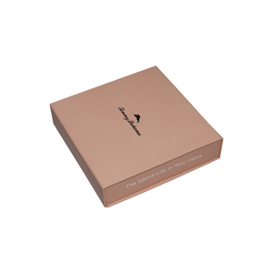 Boîte d'emballage pliable personnalisée rose mat pour maillots de bain, recyclable, avec fermeture magnétique et motif ondulé en relief - Product Image 5