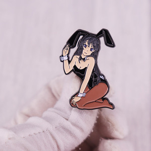 Alta calidad Anime a Rascal no puede soñar con una chica conejito SenpaiCloisonne pintura aleación broches alfileres artesanía de Metal - Product Image 3