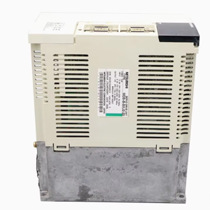 Unidad de Accionamiento de CA Tipo MDS-B-SVJ2-20 2kW Usada - Product Image 2