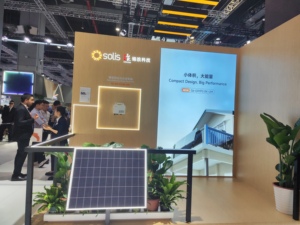 Prezzo di Fabbrica Inverter Ibrido <span class=keywords><strong>Solis</strong></span> S6-EH1P3-8K-L-PLUS Monofase da 5kW Sistema di Energia Solare Ibrido da 5kW per Casa - Product Image 4