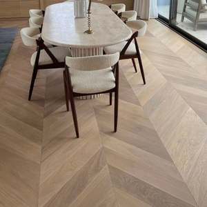 Parquet en chêne blanc européen multicouche mat AVANTIMORA EN717-1, qualité ABCD E0 E1 T&G 15 mm, motif chevrons, pour salon - Product Image 1