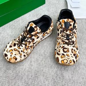 Chaussures de sport décontractées de luxe en cuir véritable à lacets, antidérapantes, toutes saisons, haute qualité, pour hommes, collection 2025 - Product Image 5