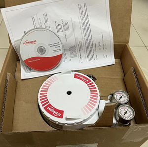 Logix 3200MD Digital de Alta Precisión (0.1%) 4-20mA HART ATEX IP65 para Petroquímica, Petróleo y Gas - Product Image 3