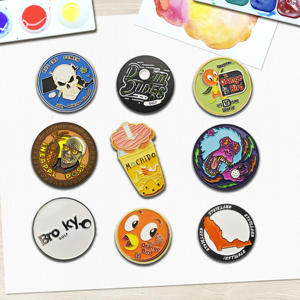 Impression UV personnalisée Cadeaux créatifs drôles Nouveau type de broche d'email dure - Product Image 1