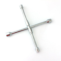 Outils manuels universels pour le changement de pneus 16 "18" 20 "Clé à 4 voies pour pneu de voiture Clé à écrou de roue en croix Clé à douille en croix