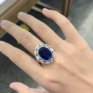 Anillo de Compromiso Vintage de Zafiro Azul Cultivado en Laboratorio de Silicona para Mujer, Chapado en Oro Rodio, Corte Ovalado, Certificado por Terceros - Product Image 5