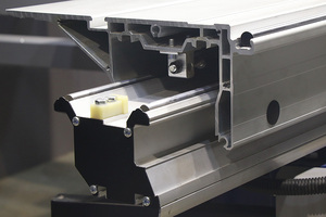 <span class=keywords><strong>Scie</strong></span> à <span class=keywords><strong>table</strong></span> coulissante de qualité supérieure pour la coupe de <span class=keywords><strong>bois</strong></span> en mélamine Machines de <span class=keywords><strong>scie</strong></span> à <span class=keywords><strong>bois</strong></span> automatiques contrôlées par CNC T45 - Product Image 4