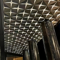 Panneau de plafond en aluminium de qualité supérieure, embossé en 3D, résistant à la corrosion, carrelage métallique concave-convexe