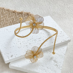 New European American Flower Shape Rhinestone Metal Upper <b>Arm</b> <b>Cuff</b> Open Adjustable Unique Statement Fashion Women <b>Arm</b> Bracelet - Product Image 3