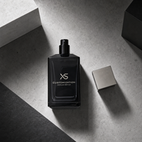 Flacon de parfum carré en verre vide avec bouchon en alliage de zinc argenté, emballage de Cologne noir, logo personnalisé, vente en gros d'usine